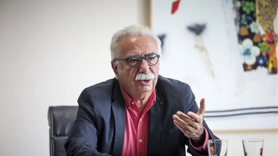 Ο Γαβρόγλου προαναγγέλλει τα ψηφιακά πτυχία